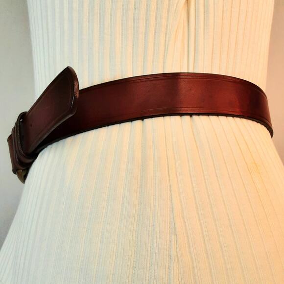 Liz Claiborne Top Grain Oil Tan Leather Belt 34 Unisex Waist Walnut Brown - Picture 3 of 14